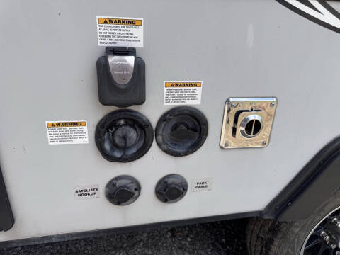 2018 Winnebago 1706FB