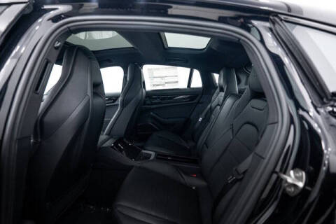 2026 Porsche Panamera 4