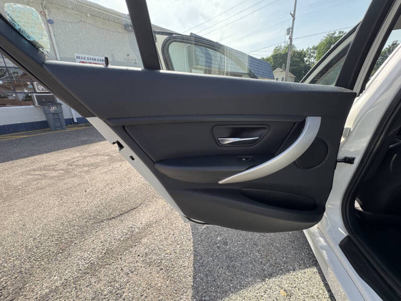 2014 BMW 3 Series 320i xDrive