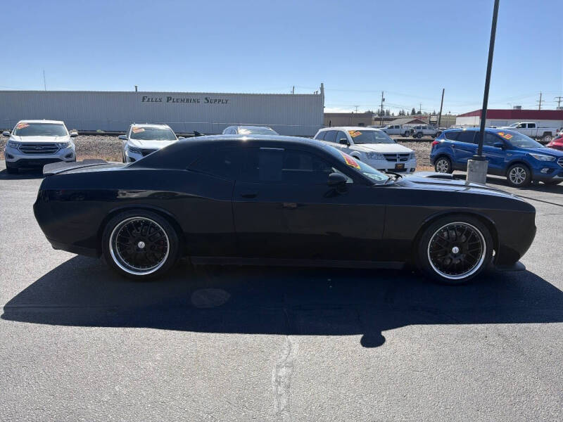 2015 Dodge Challenger R/T Shaker