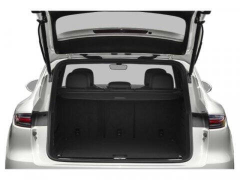 2022 Porsche Cayenne E-Hybrid