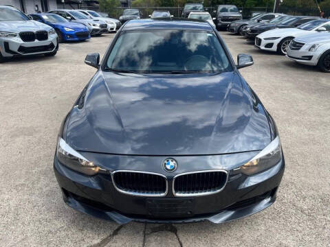 2014 BMW 3 Series 320i