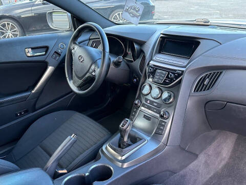2016 Hyundai Genesis Coupe 3.8