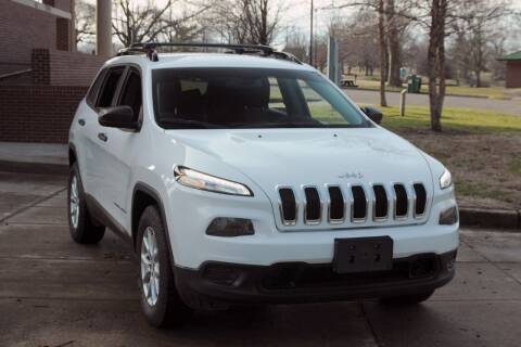 2016 Jeep Cherokee for sale at Auto House Superstore in Terre Haute IN