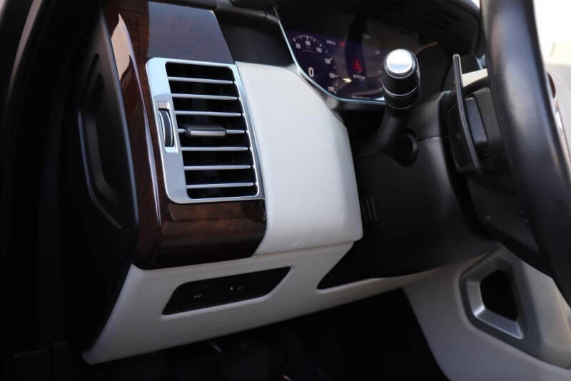 2020 Land Rover Range Rover P525 HSE