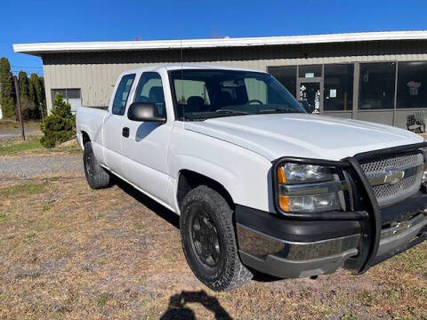 2004 Chevrolet Silverado 1500 Work Truck