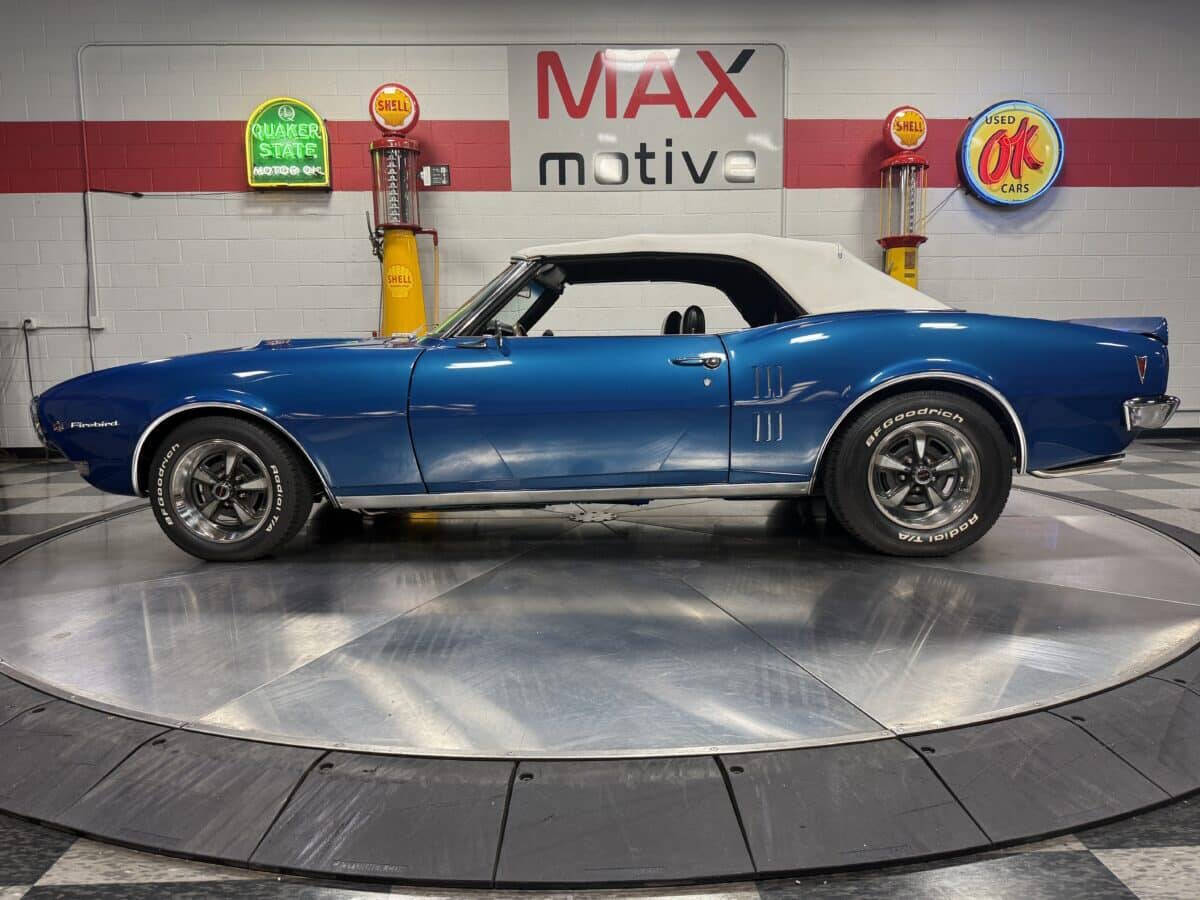 1968 Pontiac Firebird 8