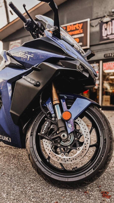2022 Suzuki GSX-S1000GT