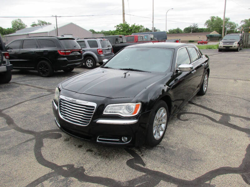 Used 2012 Chrysler 300 Limited with VIN 2C3CCACGXCH245251 for sale in Urbana, IL