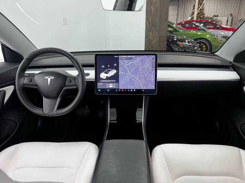 2020 Tesla Model 3 Base photo 27