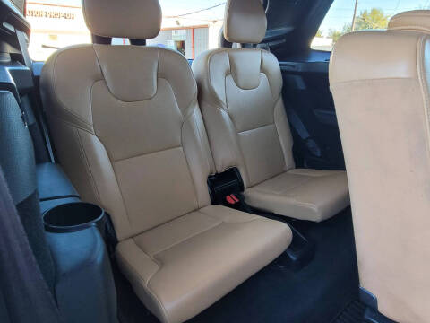 2018 Volvo XC90 T6 Momentum