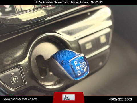 2016 Toyota Prius Two