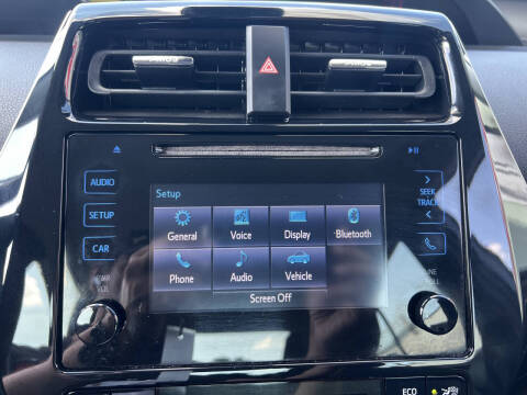 2017 Toyota Prius Two