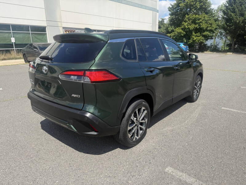 2024 Toyota Corolla Cross XLE