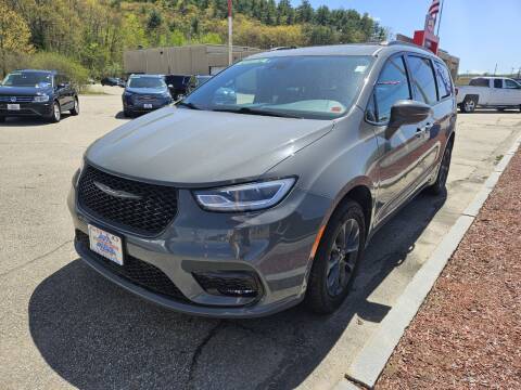 2021 Chrysler Pacifica for sale at Auto Wholesalers Of Hooksett in Hooksett NH