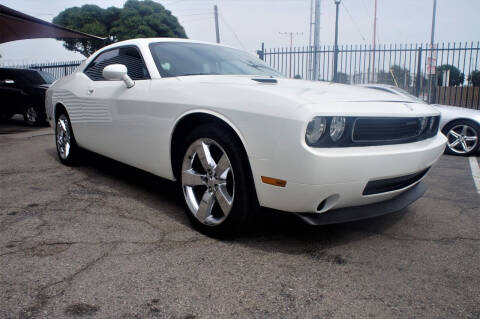 2009 Dodge Challenger for sale at South Bay Pre-Owned in Los Angeles CA