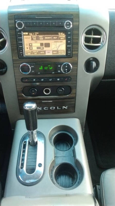 2008 Lincoln Mark LT