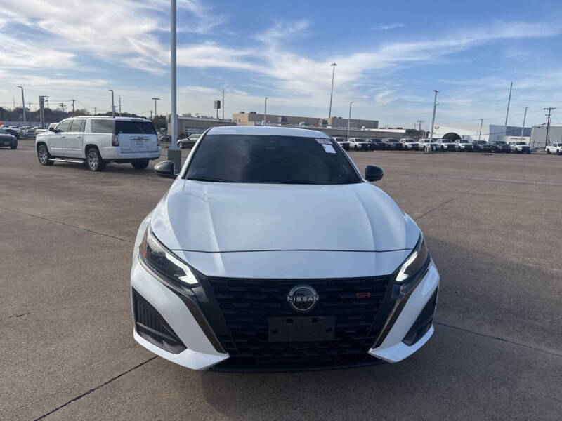 2023 Nissan Altima 2.5 SR