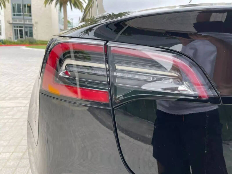 2022 Tesla Model 3 Long Range