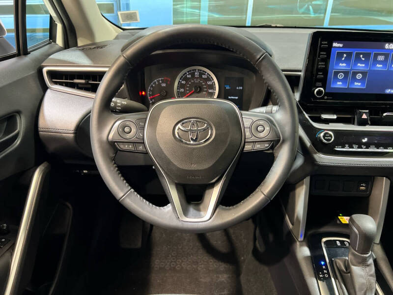 2022 Toyota Corolla Cross LE