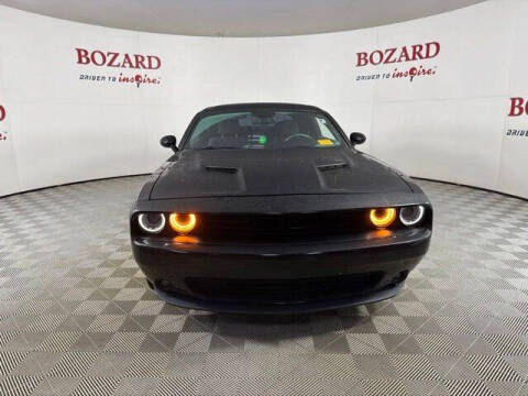 2016 Dodge Challenger SXT