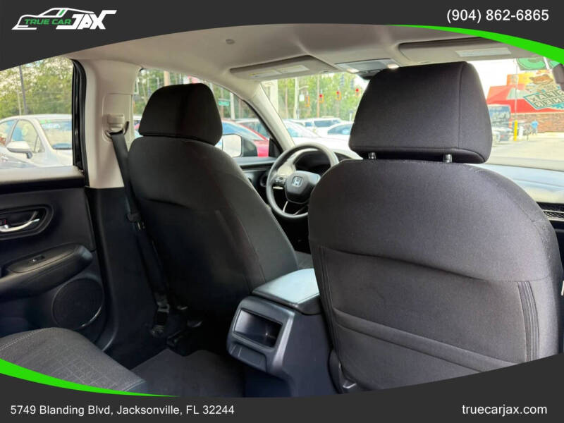 2025 Honda HR-V LX
