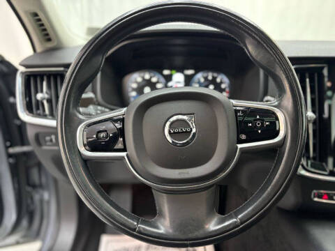 2018 Volvo S90 T5 Momentum