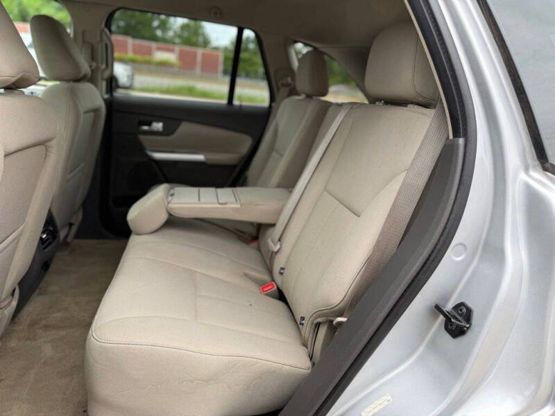 2012 Ford Edge SE