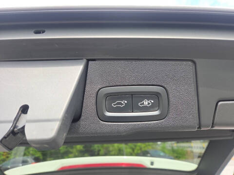 2023 Volvo XC60 B5 Core