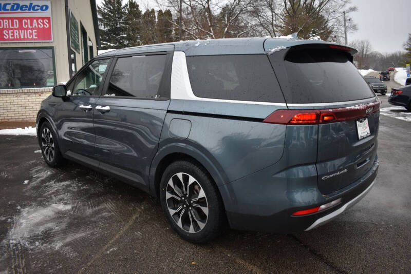 2022 Kia Carnival EX