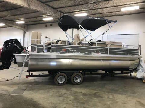 2021 SUNTRACKER FISH BARGE 22 XP3