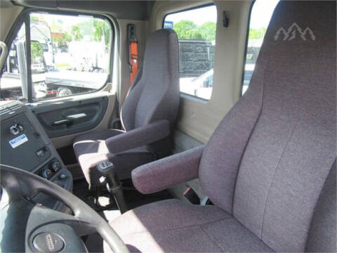 2014 Freightliner Cascadia