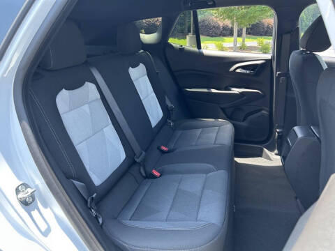 2025 Chevrolet Trax RS