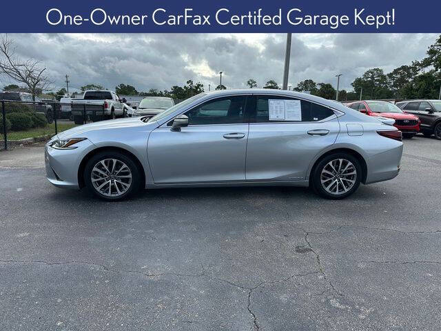 Used 2022 Lexus ES Hybrid 300h with VIN 58ADA1C18NU017187 for sale in Lighthouse Point, FL