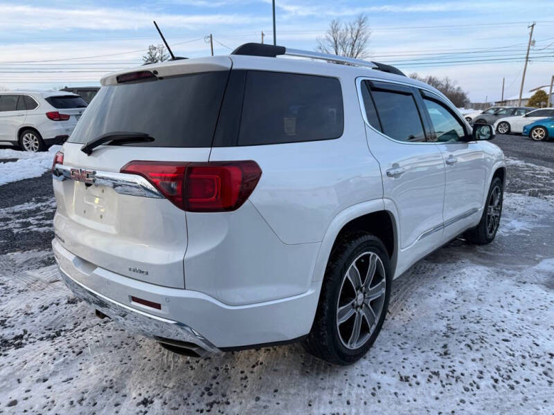 2017 GMC Acadia Denali