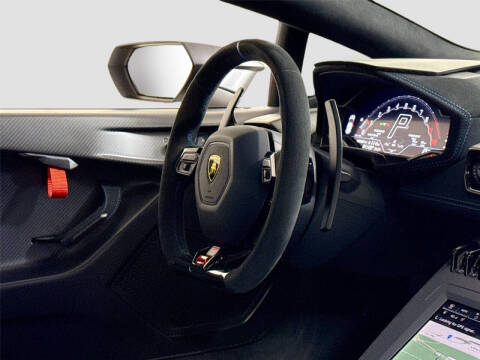 2021 Lamborghini Huracan STO