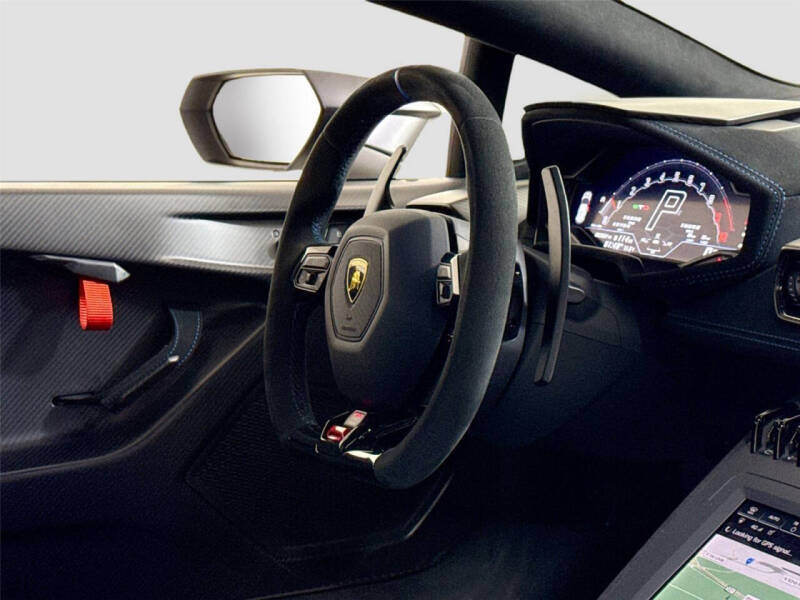 2021 Lamborghini Huracan STO