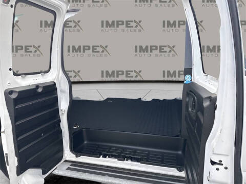 2023 GMC Savana 2500