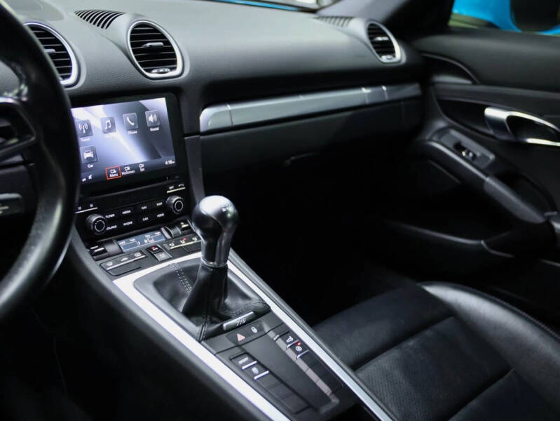 2018 Porsche 718 Cayman