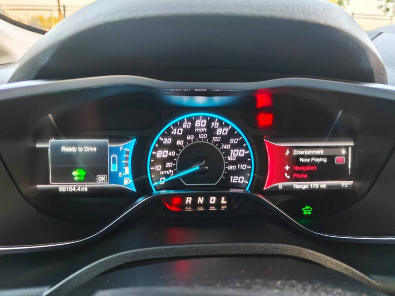 2017 Ford C-MAX Energi Titanium