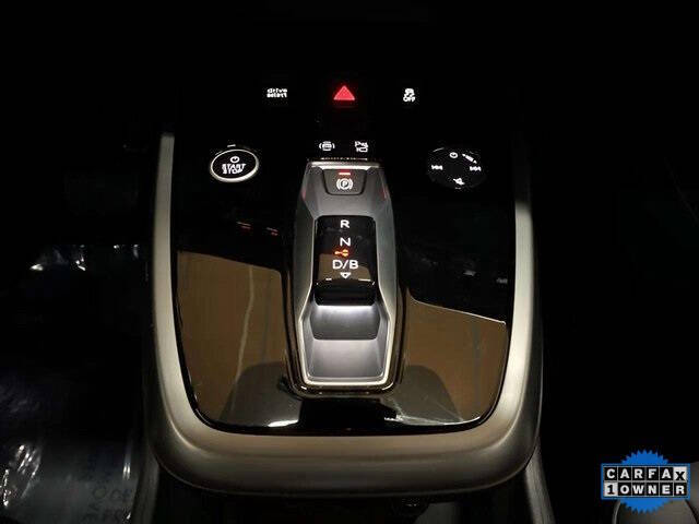 2024 Audi Q4 e-tron quattro Premium Plus 50