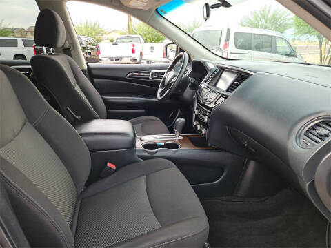 2020 Nissan Pathfinder S