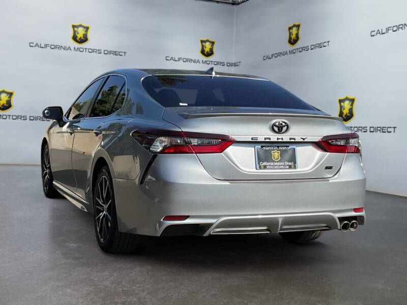 2022 Toyota Camry SE