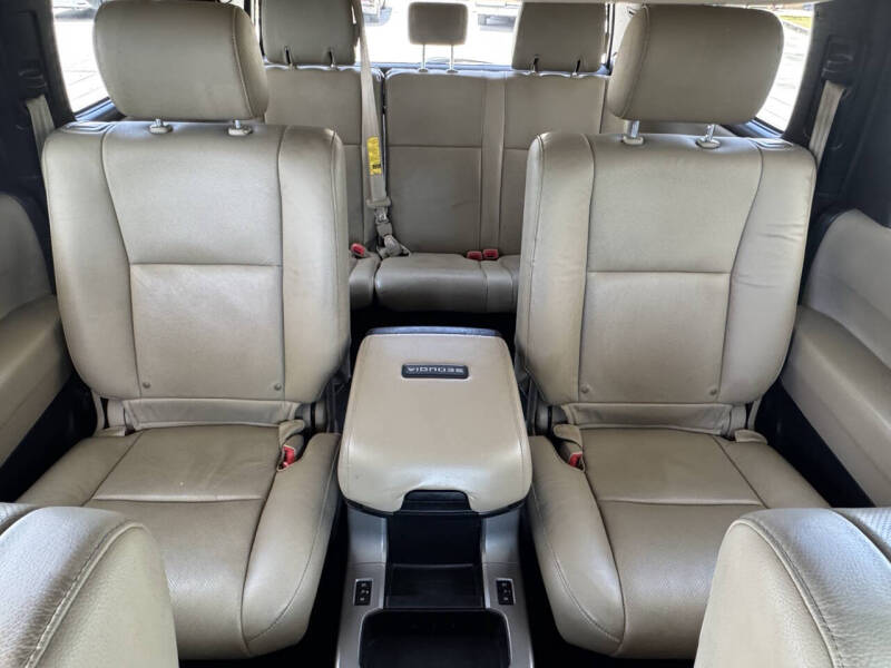 2015 Toyota Sequoia Platinum