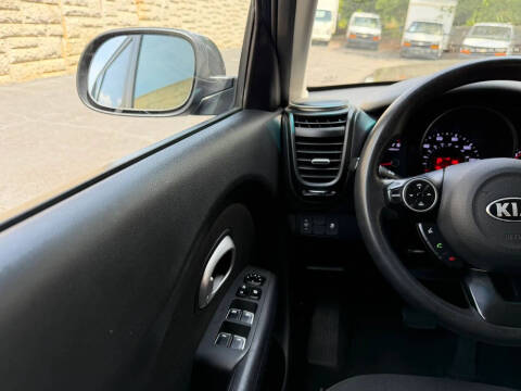 2018 Kia Soul +