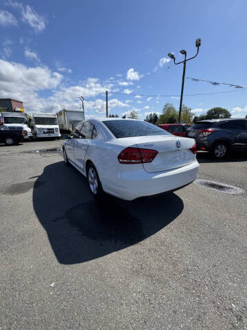 2015 Volkswagen Passat 1.8T Limited Edition