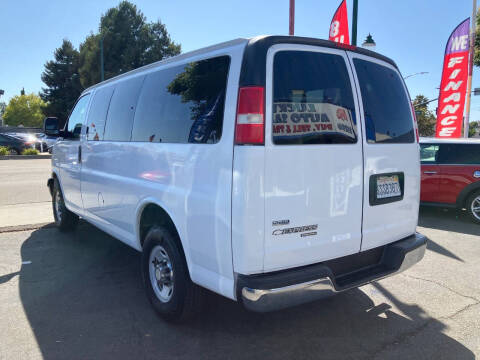 2011 Chevrolet Express LT 3500