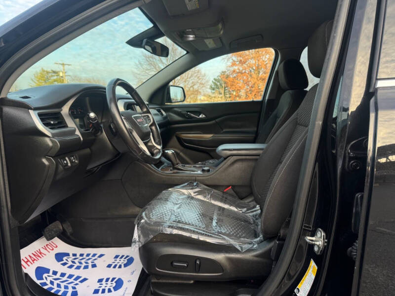 2018 GMC Acadia SLE-2