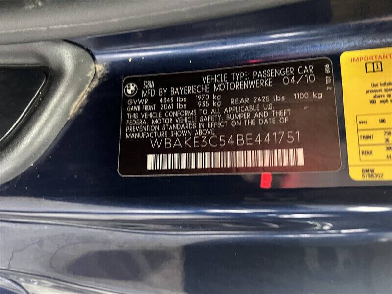 2011 BMW 3 Series 328i