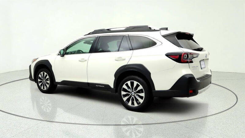 2023 Subaru Outback Touring